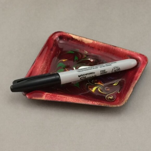 Vintage Enamel on Copper Red Abstract Swirl Ashtray Artisan Handmade - Picture 14 of 14